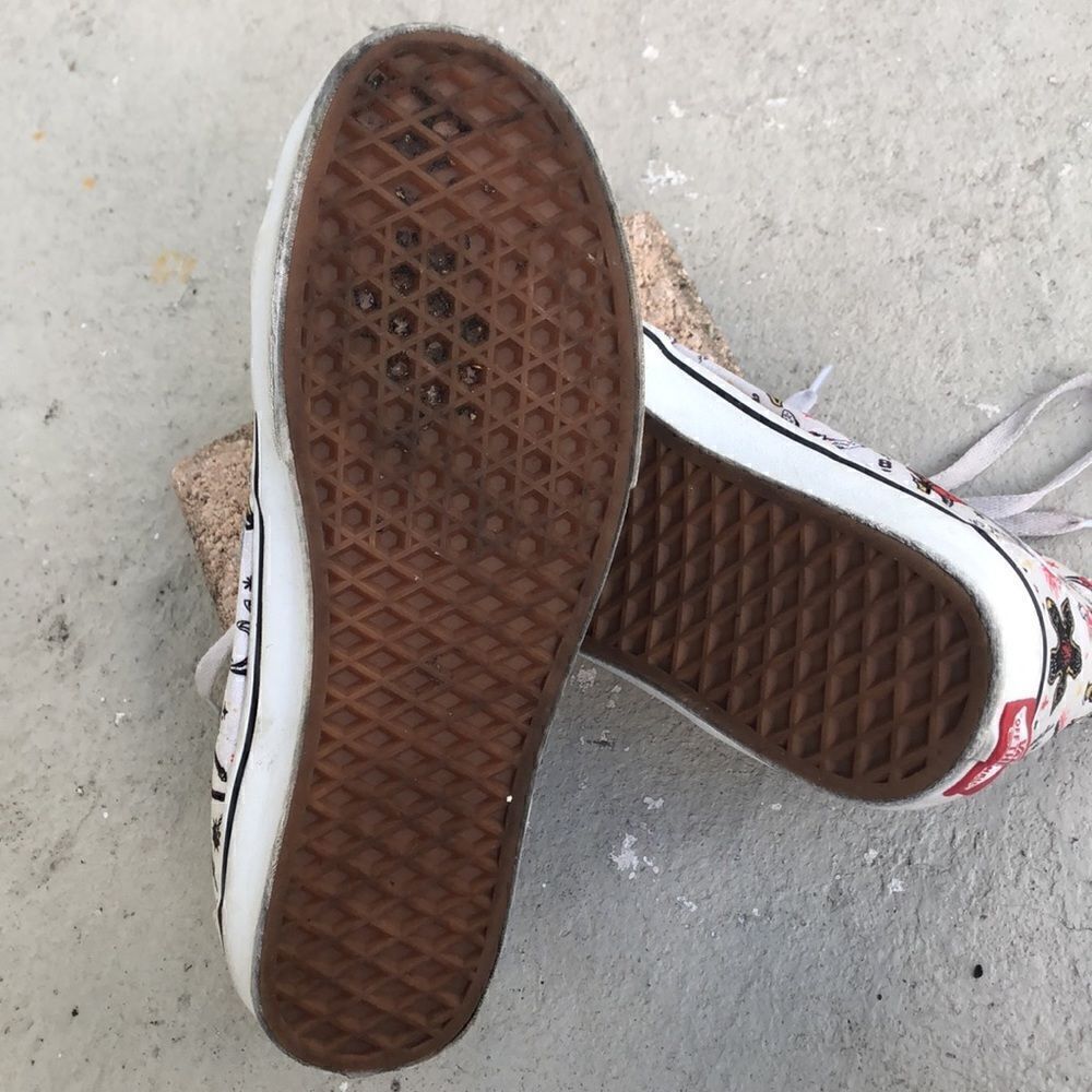 Vans Stranger Things high tops - Picture 5 of 6